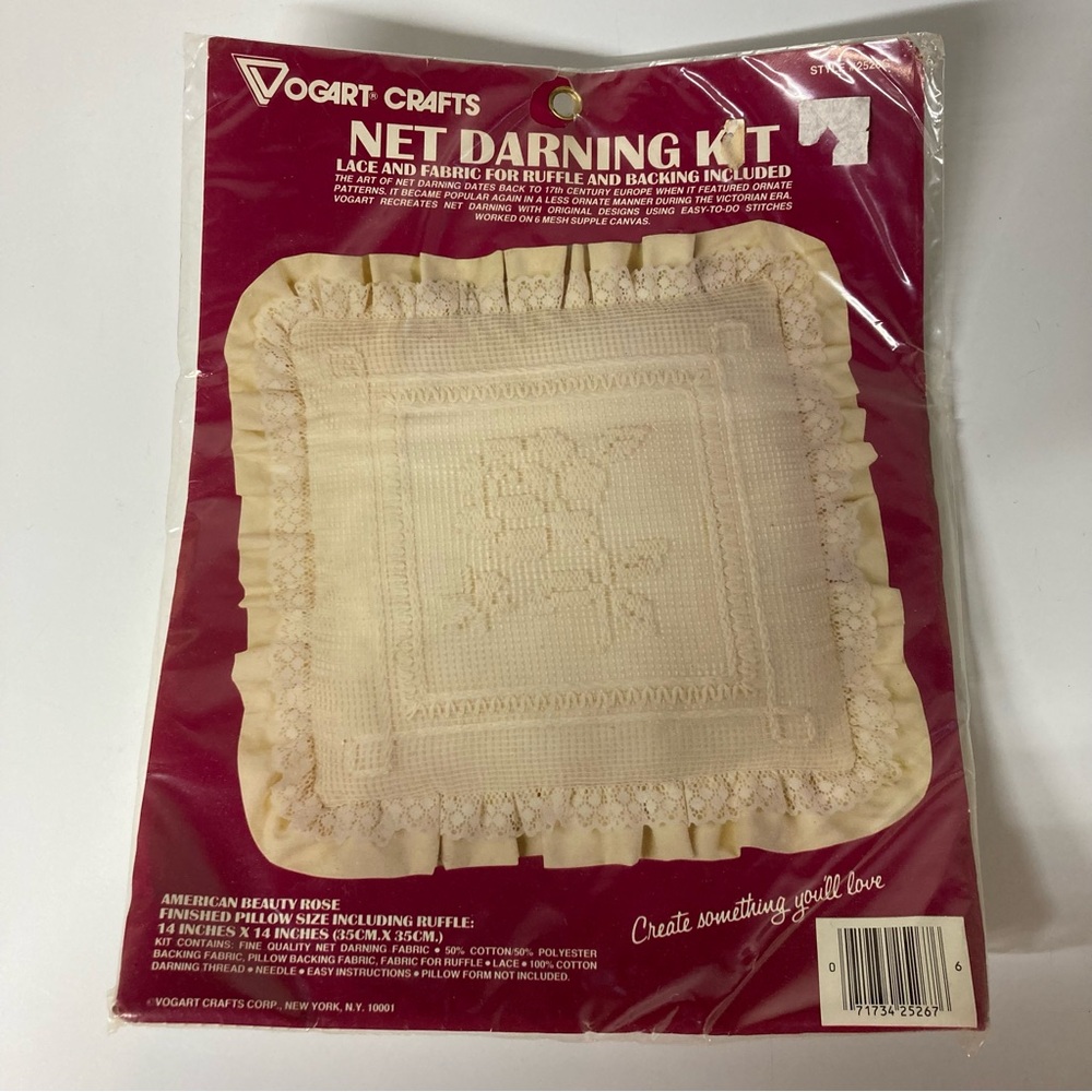 Vintage Vogart Crafts Net Darning Kit Cream Accent 14” Square Pillow Kit